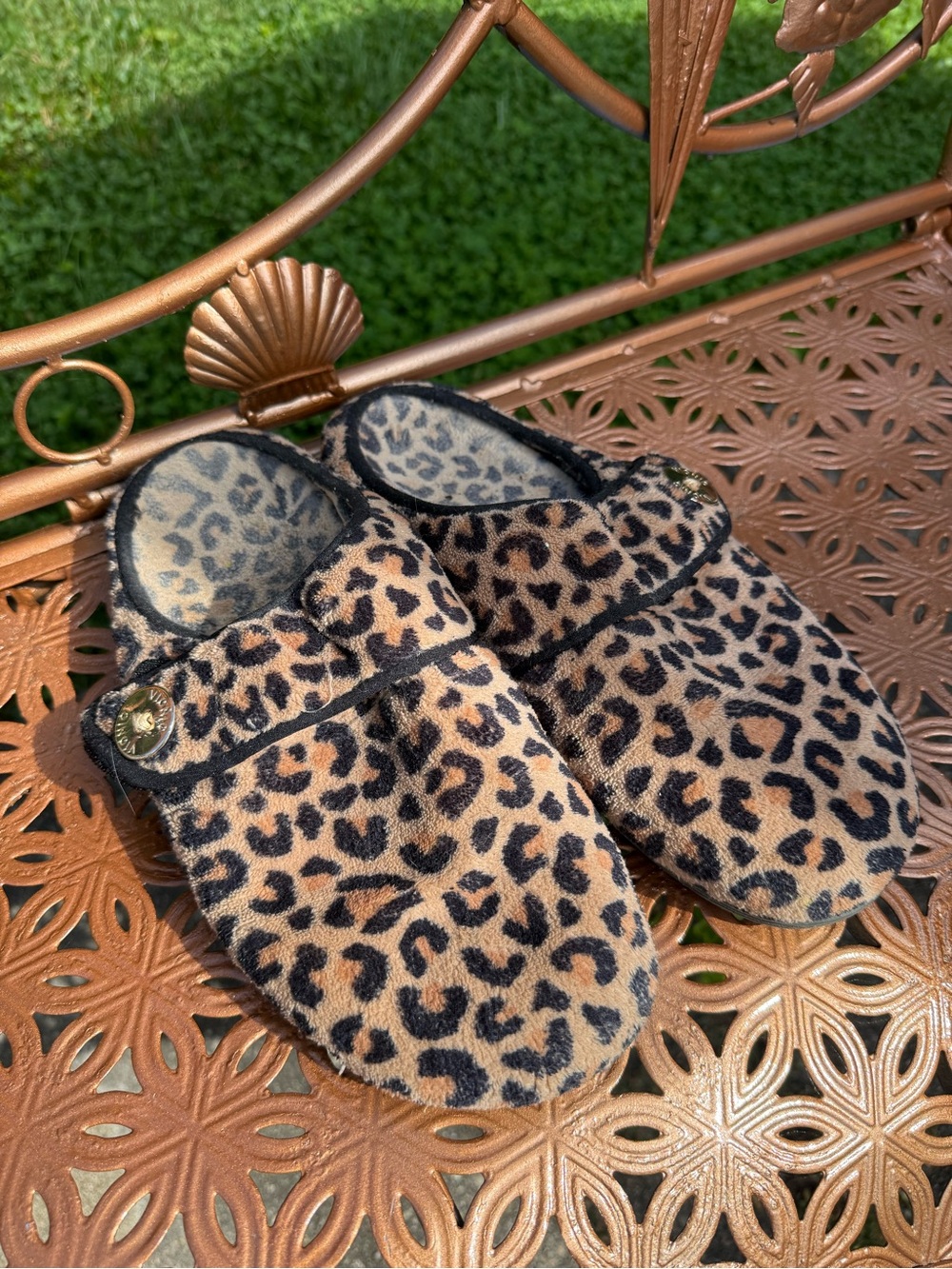 Vionic Leopard Print Slip-On Slippers - Tan/Black